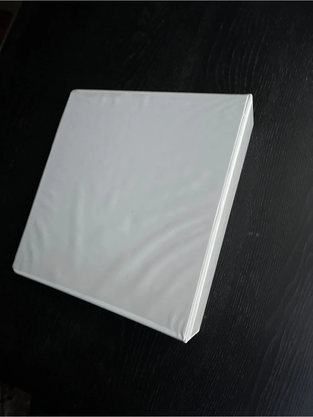Avery Dennison White 3 Ring Binder 1.5 Inch Spine Round Ring SC11-20